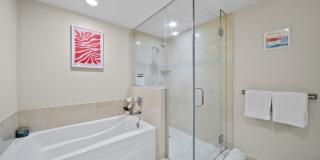 Watermark Waikiki Unit 901 w/ Panoramic Oceanviews Gallery 15