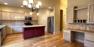 Beautiful 3 bed 2 bath home in The Preserve Subdivision just off Linder  Ln in Eagle. Gallery 23