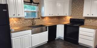 4 bed 2 bath house in Edmond, OK next to UCO campus Gallery 7