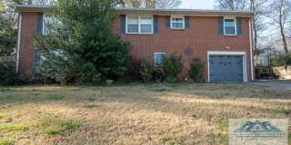 205 High Road Gallery 1