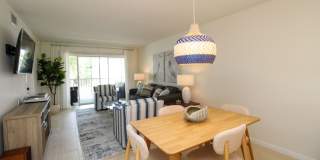 ** CANAL VIEW 2 BEDROOM\2 BATH CONDO ** SEASONAL OR ANNUAL ** BLUE POINT CLOSE TO DOWNTOWN NAPLES AND NAPLES BEAUTIFUL BEACHES ** CANAL BOAT SLIP AVAILABLE ** Gallery 17