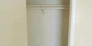 537 Longtree Avenue Gallery 24