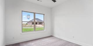 110 N Banner Avenue Gallery 25