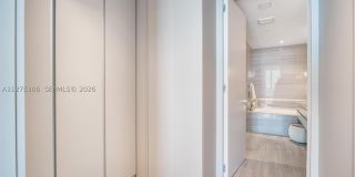 18975 E Collins Ave Gallery 24