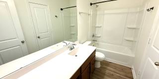 *MOVE IN SPECIAL* Kitchen Lovers Dream – Tons of Cabinet Space & Included Appliances! Gallery 15