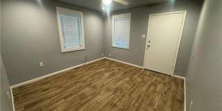 110 N CUMBERLAND Street Gallery 4