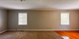 Beautiful Tri Level Home in Vanstory Hills Gallery 15