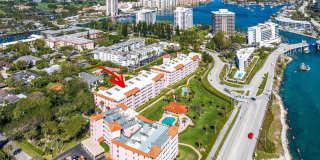 1040 Banyan Road Gallery 33