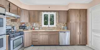 872 Red Oaks Drive Gallery 6