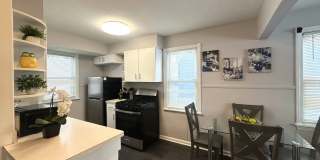 Spacious 4-Bedroom Bungalow for Rent in Euclid! Gallery 13
