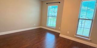 Beautiful 3 Bed / 2 Bath Home in Webb City – 1104 Lakeview Drive Gallery 13