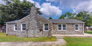 246 East Woodrow Street Gallery 1