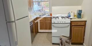 Gorgeous modern entire home perfect for large student groups available 9/1/2027 Gallery 22