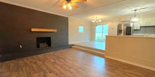 Private Cottage-Style Home Tucked Away in the Heart of Horn Lake Gallery 1