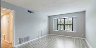 1309 East 21st Gallery 4