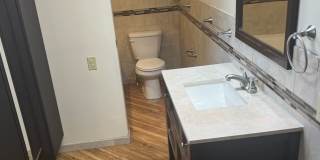 2206 Sarah Street Gallery 12