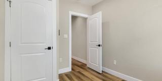 2542 OSWEGO Avenue Gallery 20