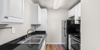 Avery at TownCentre Gallery 176