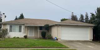 Newark 4 beds 2 baths Single Family House with Big Lot, Move In Ready! Gallery 1