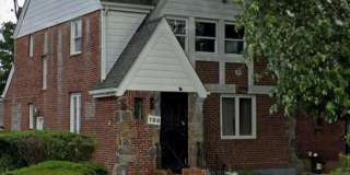 199 William Street unit: Walk-In-Level Gallery 1