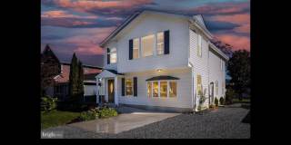 Charming 4BR House in North Beach with Yard Gallery 4