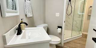 4212 E Sandia Street Gallery 31