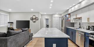 3934-A STONE GATE Drive unit: A Gallery 1