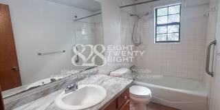 503 Maple Street Gallery 20