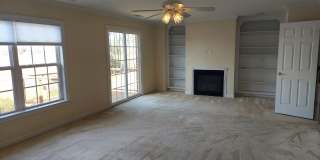 3 Bed 2.5 Bath Townhouse Gallery 16