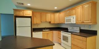 2 Bdrm/2 Bath Condo in Fullerton Park Ridge Community Gallery 5