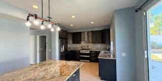 Stunning 5-Bedroom Pool Home in Corona is now available for rent Gallery 10