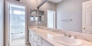 21 Portica Gallery 23