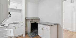 1225 SPRUCE Street Gallery 8