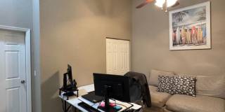 Charming 2BR Townhome in Fort Myers Gallery 7