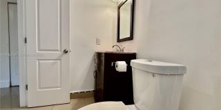 1540 SW 5th Pl Gallery 36