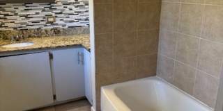 Cute 3 Bedroom 2.5 Bath home Gallery 16