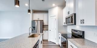 725 Prairie View Drive - 1 Gallery 10