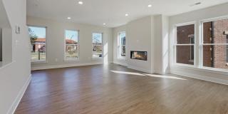 945 SYCAMORE DR SE Gallery 11