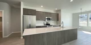 629 West Snowy Owl Street Gallery 8