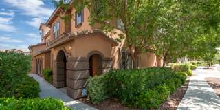 Beautiful Townhome in Summerlin Gallery 1