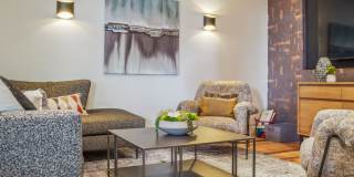 Alley South Lake Union Gallery 17