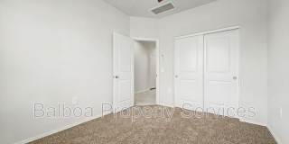 1302 W Raymond Ave Gallery 21