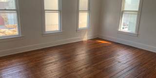 House with Yard and Parking-Video in the Pictures! Gallery 16
