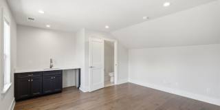End-Unit Townhome with Private Rooftop Terrace in Myers Park!! Gallery 52