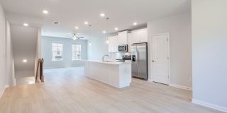 Newly Constructed 4bd/3.5ba Minutes From Airport and Under 2 Mi. From Downtown Hapeville! Gallery 1