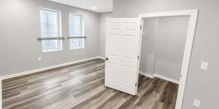 4-Bedroom Home with Private Primary Suite Near Fairmount Park Gallery 16