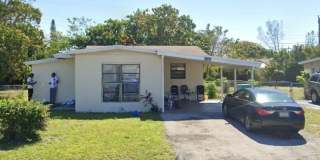 2280 NW 2nd Street Gallery 1