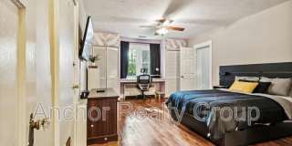 1839 Edgewood Avenue Gallery 27