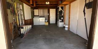 Newly Remodeled 2 bed 1 bath home! Gallery 21