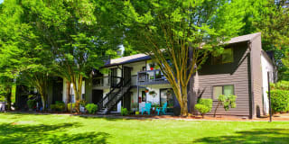 Woodlake Apartments Gallery 8